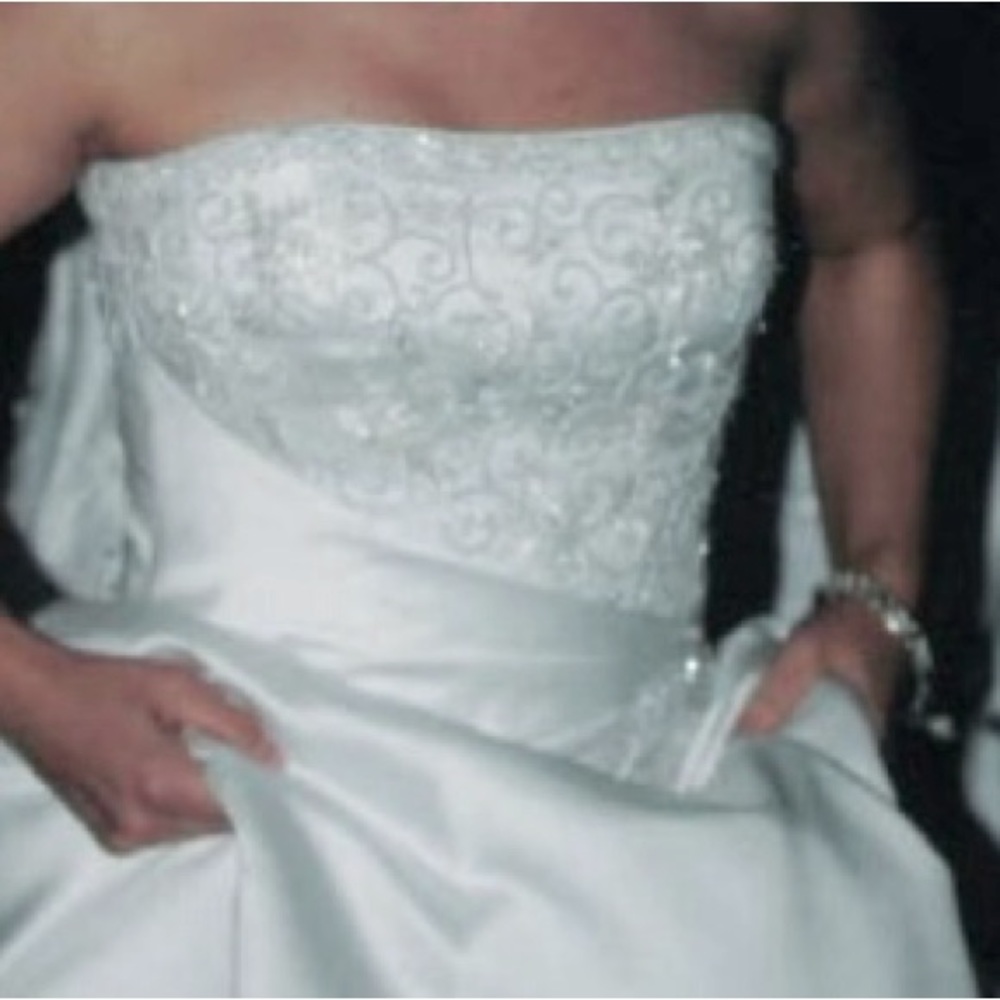 Wedding dress